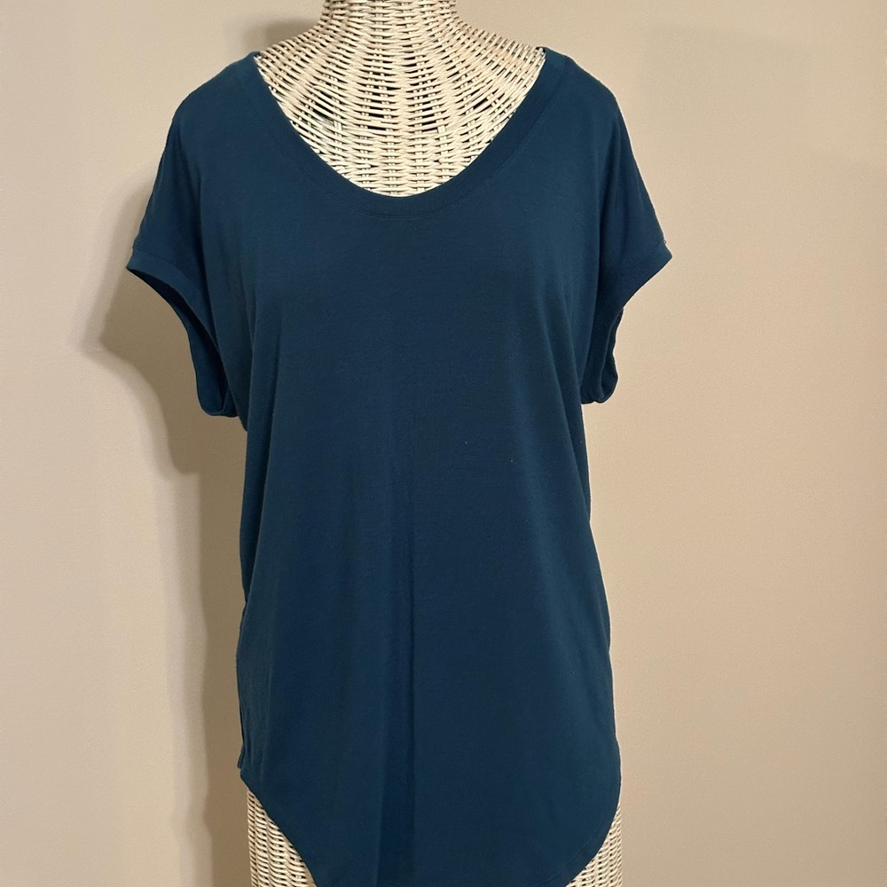 Athleta Teal Short Sleeve Tee
